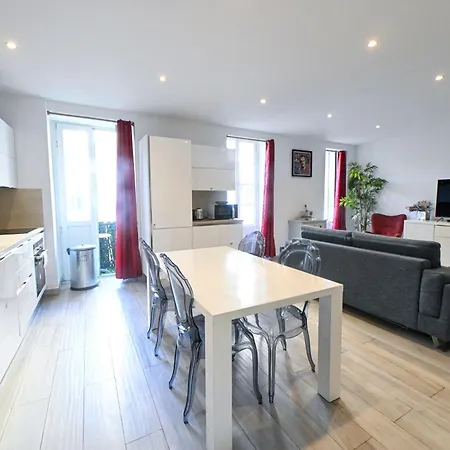 Loft Place Massena Avec Terrasse شقة نيس